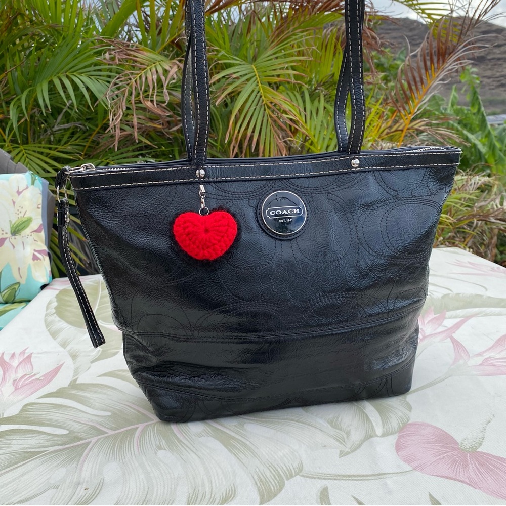Coach Y2k Black Patent Leather Op Art Signature C Tote Bag